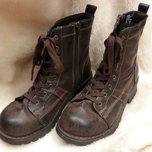 MUDD combat boots